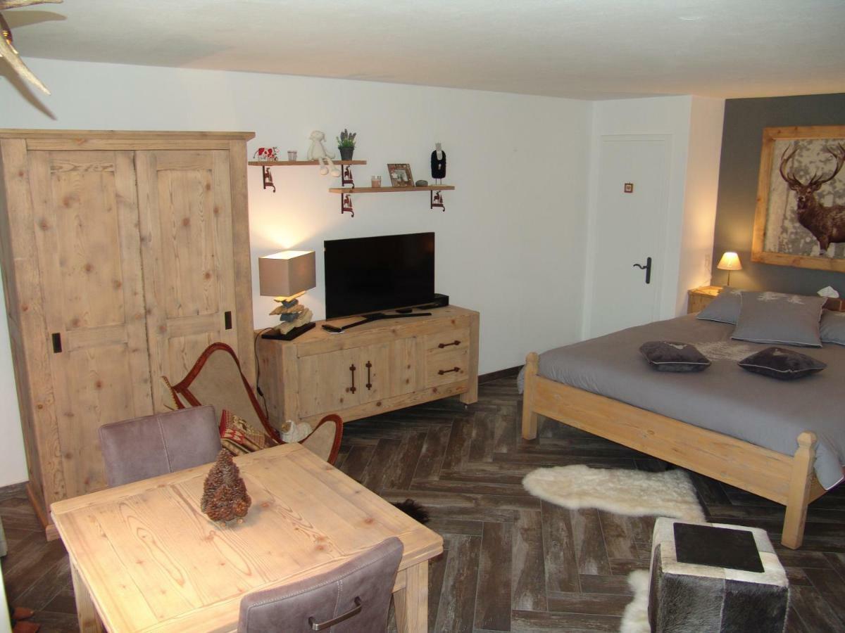Apartments Haus Quelle Leukerbad Dış mekan fotoğraf